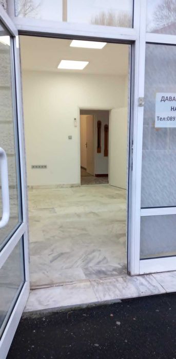 Дава се под наем Магазин в Кубрат - 60 кв.м за 255 € - Снимка #9