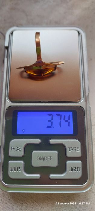 Продаётся кольцо с янтарем