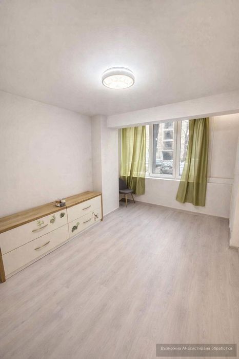 Дава се под наем Тристаен апартамент в Пловдив, Кършияка - 72 кв.м за 548.25 € - Снимка #2