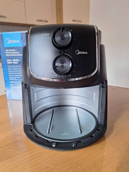 Friteuza cu aer, Midea, 3.5L, 1500W, Negru