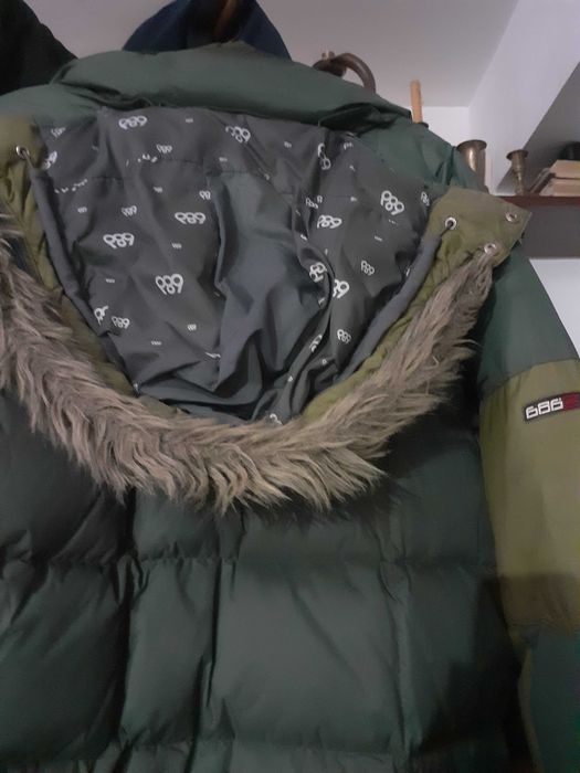 Яке 686 с пух за сноуборд