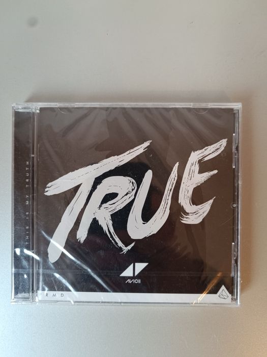 4 CD-uri  în ambalaj original sigilat Avicii, Lady Gaga, Abba, Cher