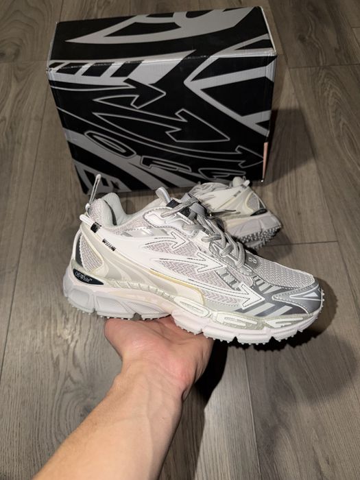 Off White Be Right Back