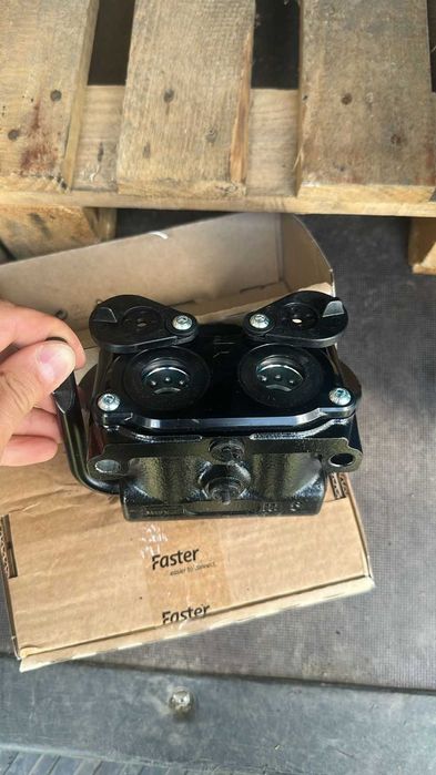 5BM5DCPV02 - Блок муфт Faster