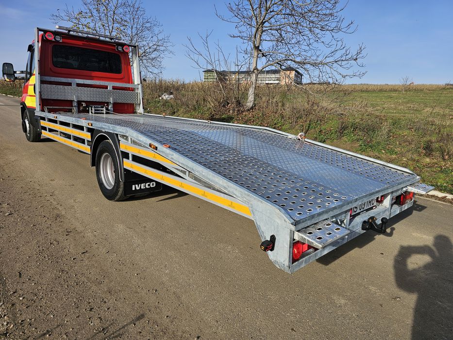 Platformă auto iveco