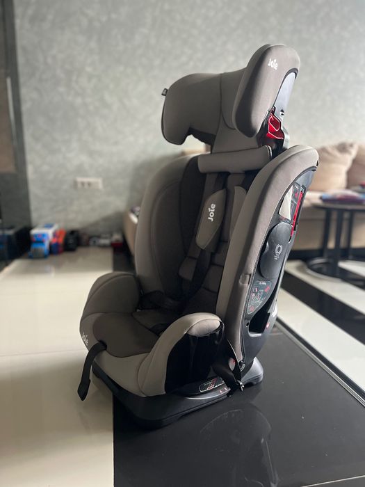 Scaun auto JOIE 9-36kg