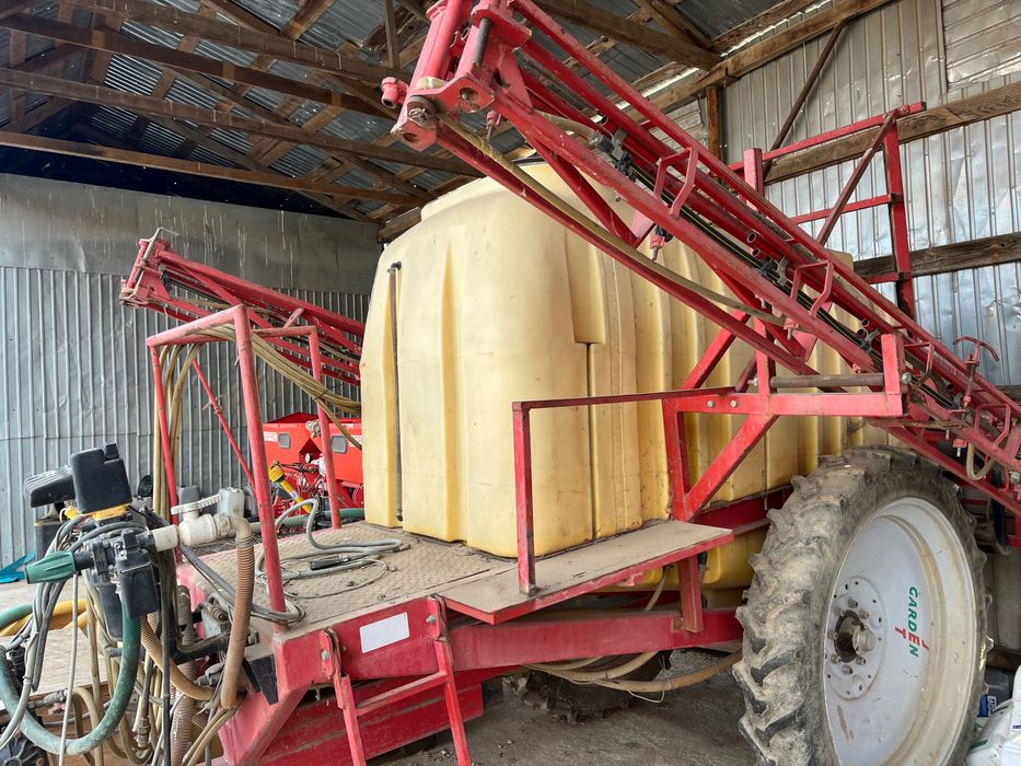 Vand masina de erbicidat G-Jet tractat 3000 l