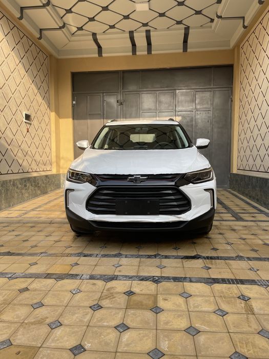 трекер-2 сотилади