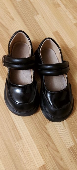 Туфли на девочку