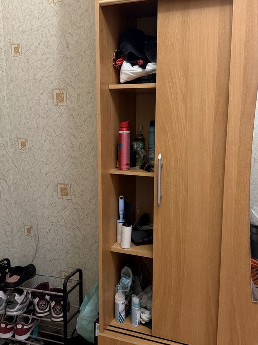 Продам шкаф прихожая