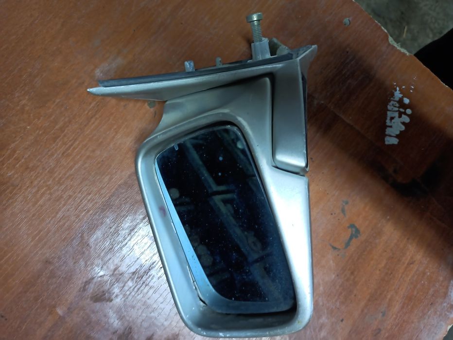 Боковые зеркала БМВ е34