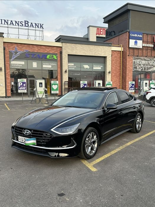 Hyundai sonata 2022 yil qora 2mator