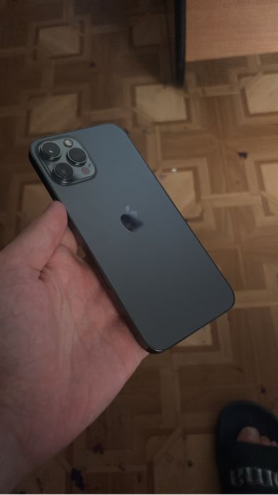 Iphone 15 , 12 pro max