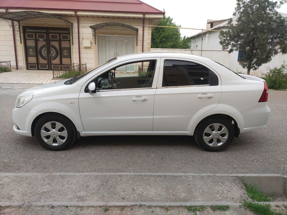 “Nexia 3 2019 yil mexanika sotiladi”