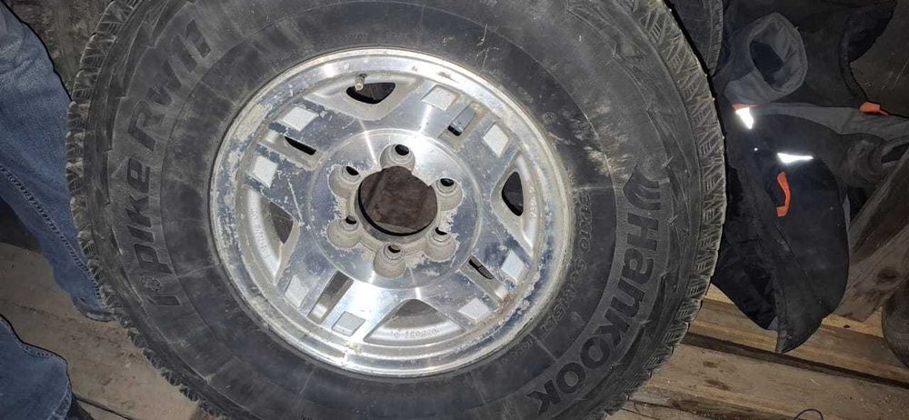 Диски с резиной toyota джип
