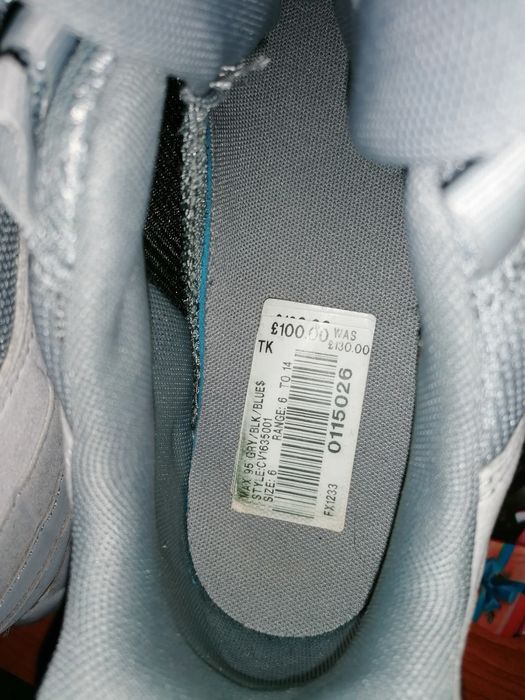 Vînd 2 perechii adidași noi 400lei