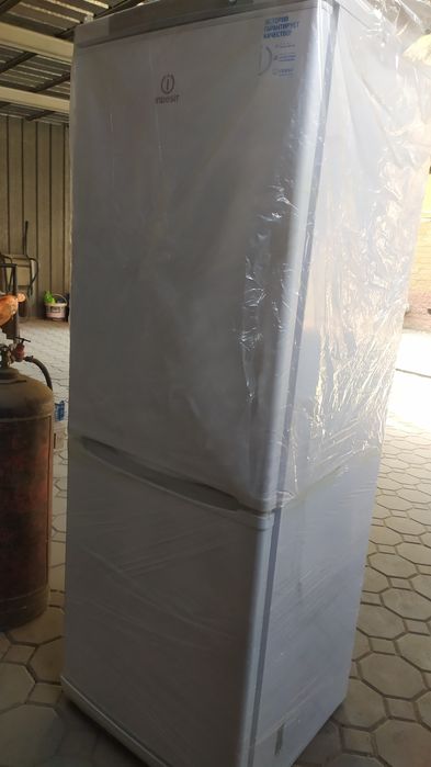 Холодильник Индезит