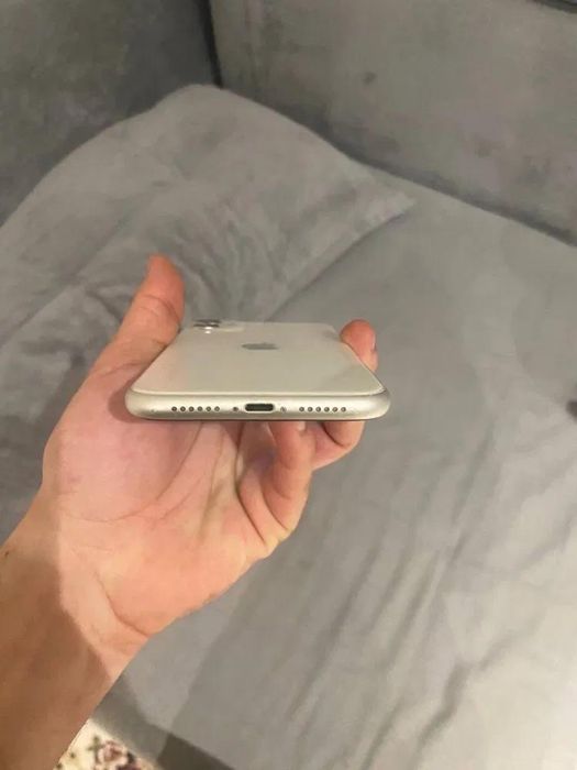 Обменяю Iphone 11