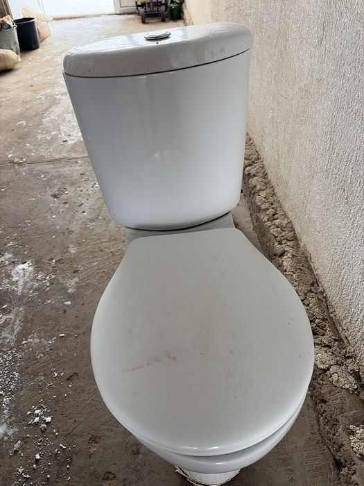 Продам унитаз нормальный