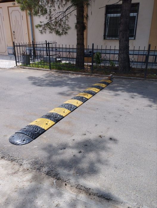 Лежачий полицейский бордюр ограничение скорости