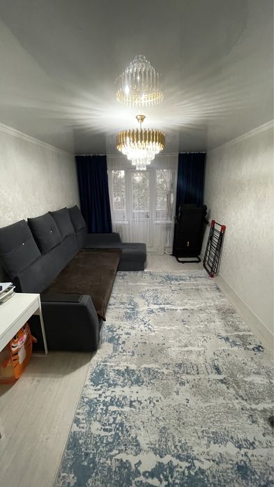 Продаю диван срочно