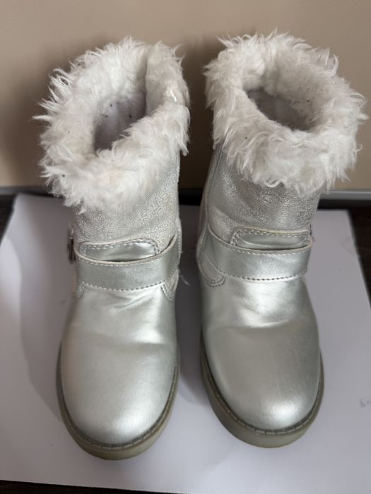 Детски ботуши Елза и Ана 27 номер