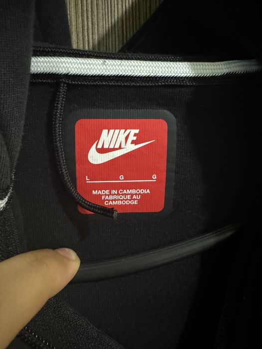 Nike Tech Fleece 2025
