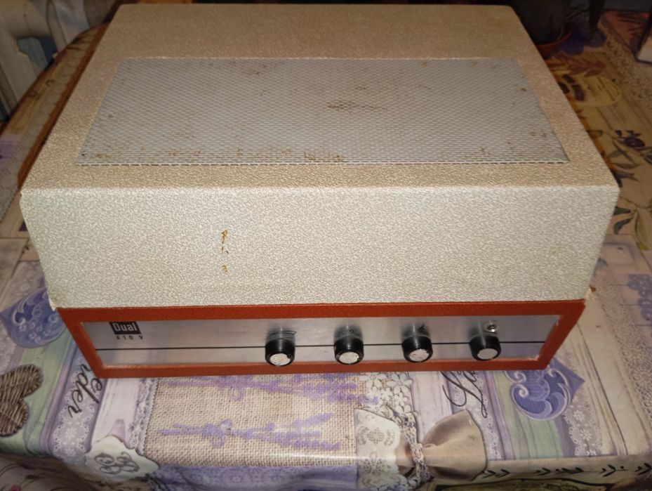 Ретро лампов грамофон Dual P410V от 1966г.