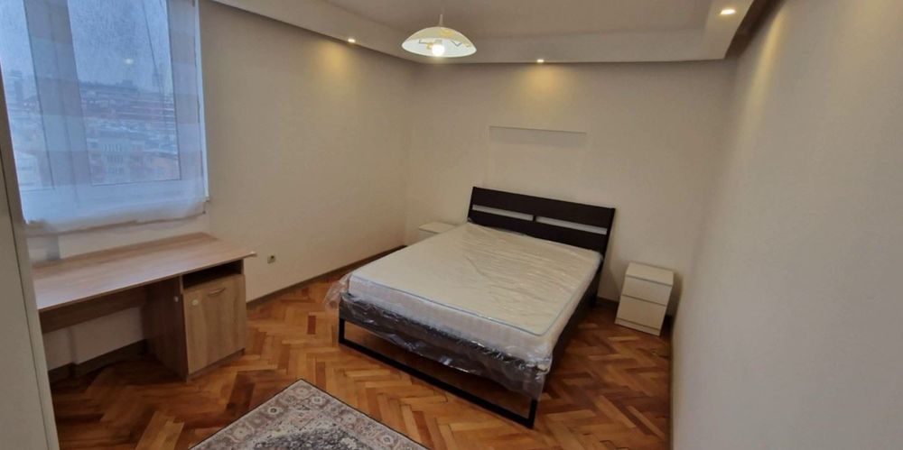 Дава се под наем Тристаен апартамент в София, Гоце Делчев - 85 кв.м за 597.21 € - Снимка #2