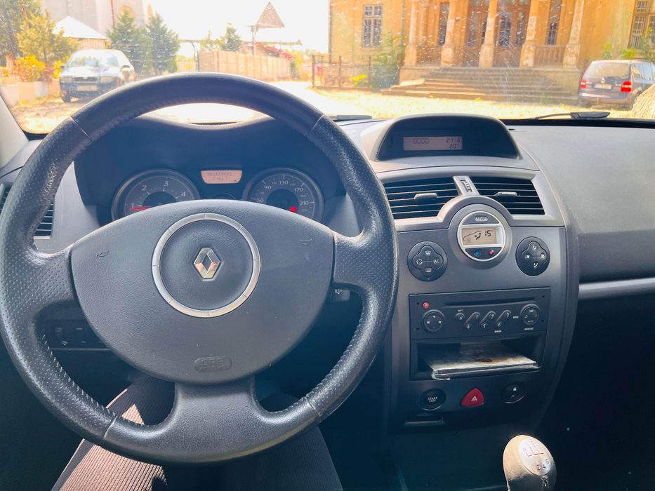 Vând Renault Megane
