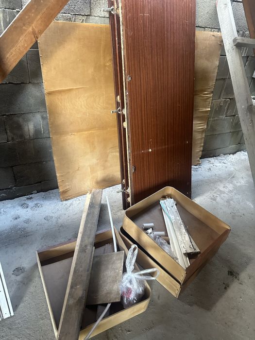 Продам советский шкаф