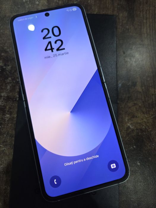 Galaxy Z Flip 6 5G Blue 256 gb