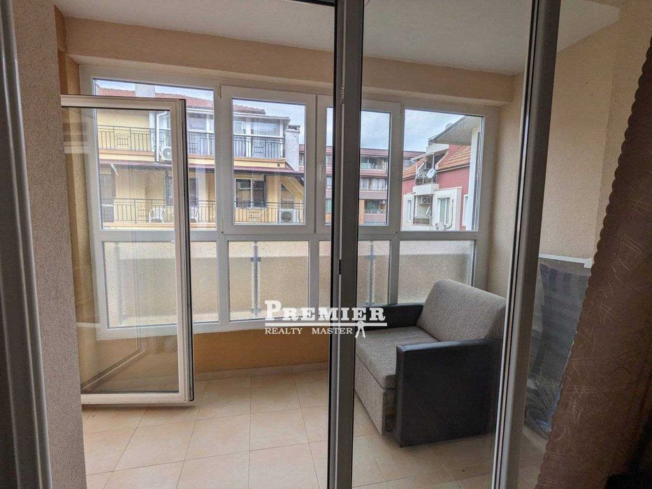 Продава се Двустаен апартамент в Поморие - 65 кв.м за 769 €/кв.м - Снимка #3