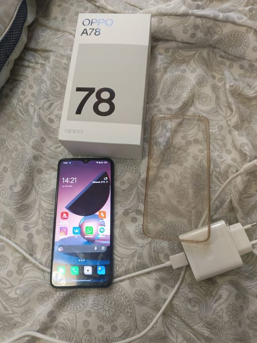 Oppo a 78. 8/256.