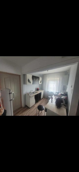Garsoniera Vand sau schimb cu auto sau aur