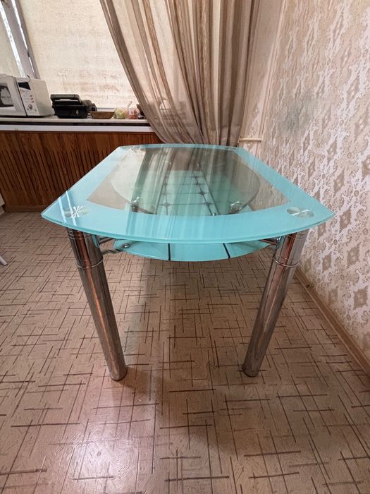 Продам кухонный стол раздвижной