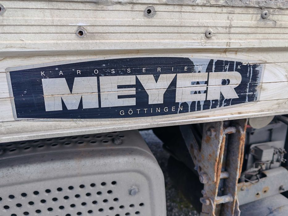 Хладилен термоизолиран фургон 7.60.на.2.60