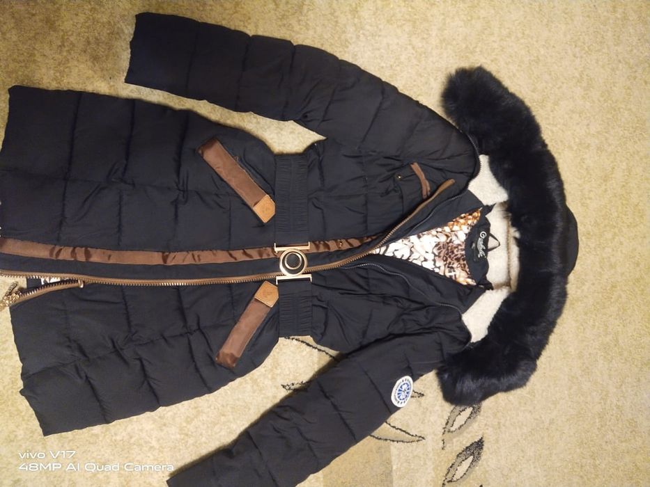 Пуховик куртка 42-46 размер