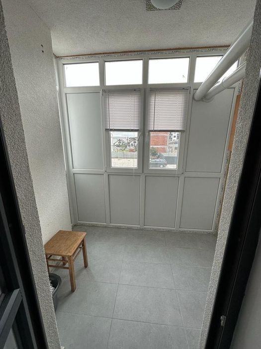 Închiriez apartament 43m