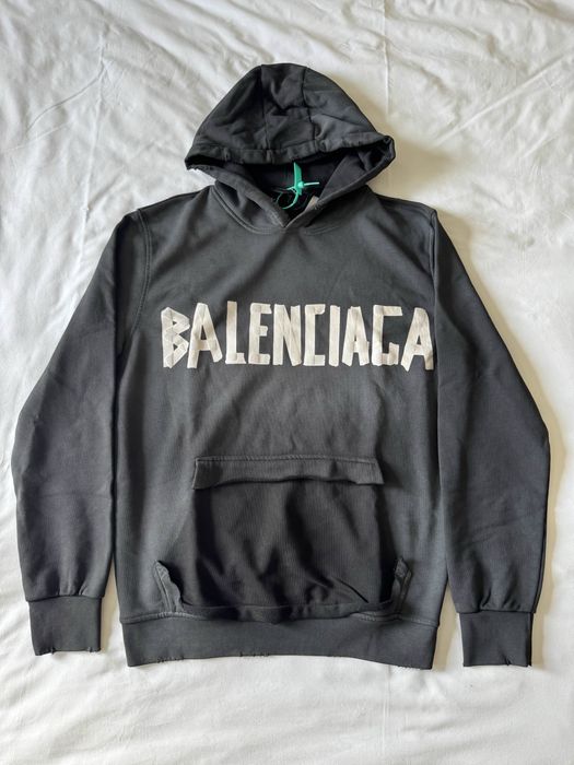 Маркови мъжки и дамски суичъри и комплекти