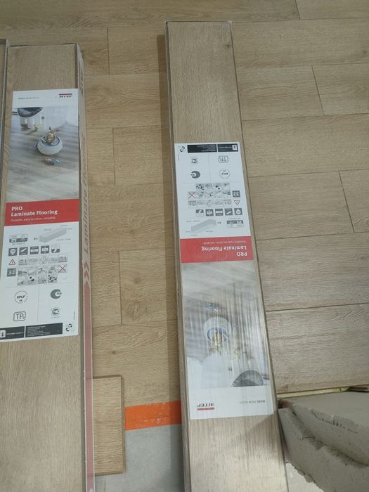 Продам ламинат Эггер 32 класс