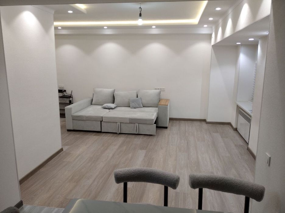 Шахристанский, квартира после ремонта 2/1/4