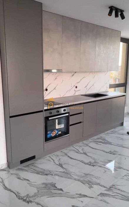 Дава се под наем Двустаен апартамент в Пловдив, Христо Смирненски - 80 кв.м за 550 € - Снимка #3