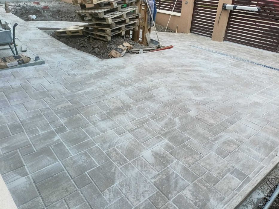 Amenajari interioare,exterioare gresie,sanitare, Spaccatta, decoratii!