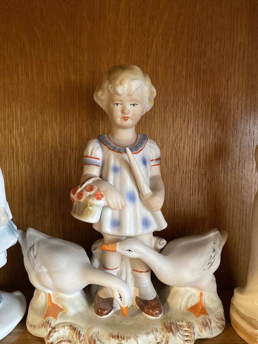 Statuiete bibelouri