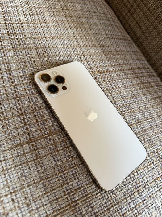 Айфон 12 про макс на 256 г