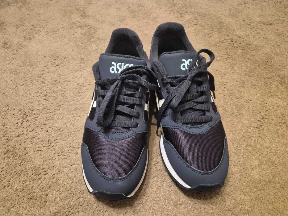 Adidasi ASICS Lyte Classic