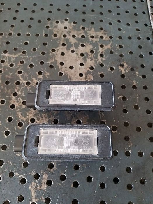 Set lampi numar citroen c5 aircross 9682403680