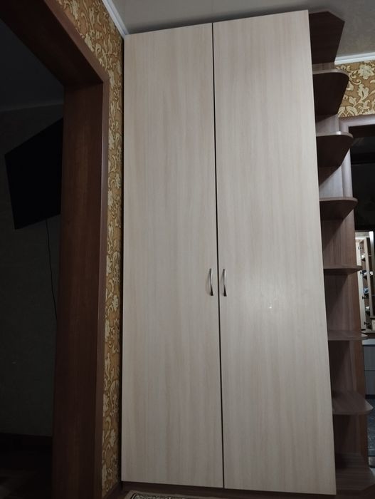 Продам шкаф,без обмена