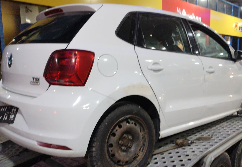 Haion bara usa triple etrier turbo servo plafon scaune polo 6r 1.2 tsi